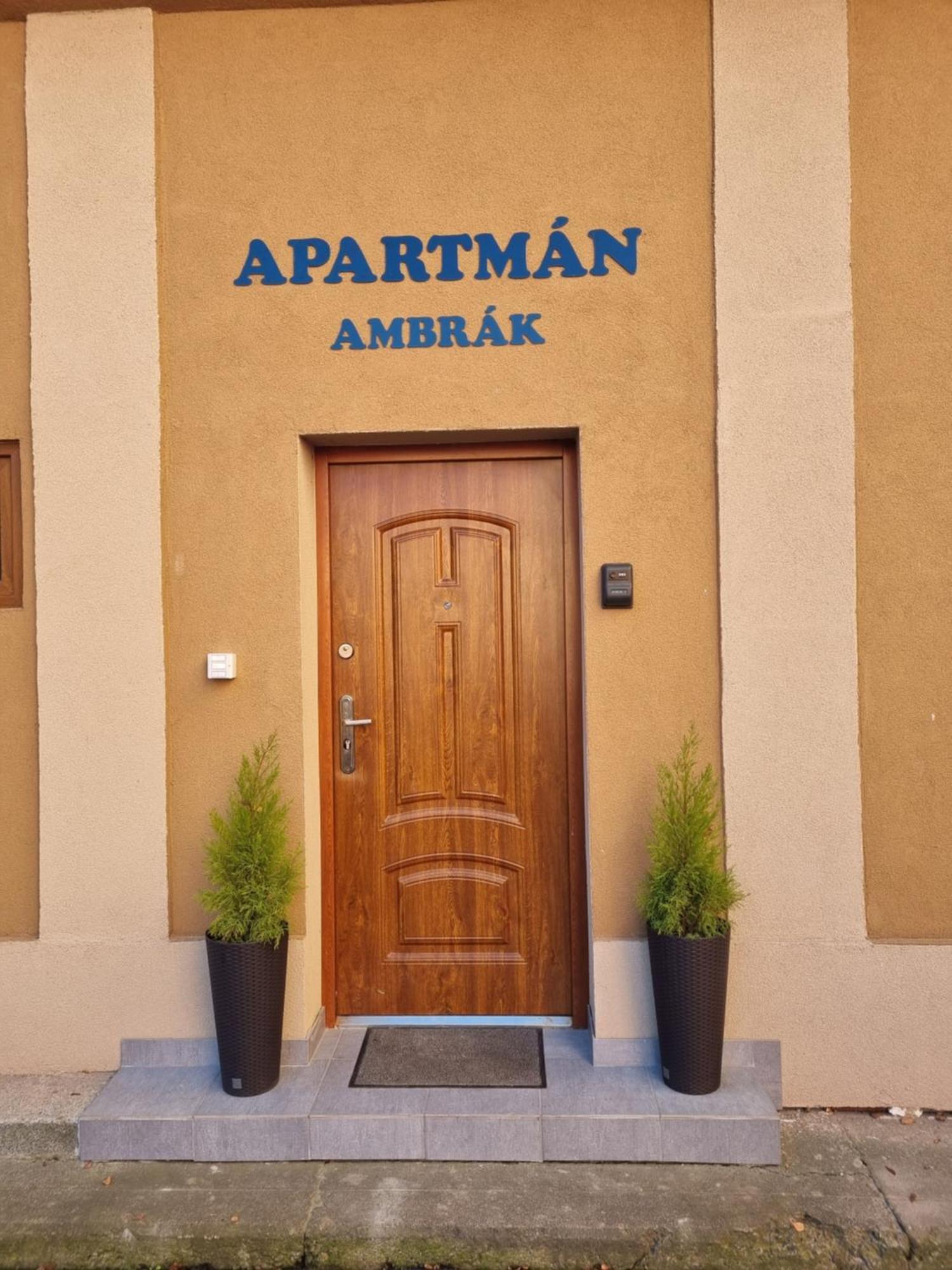 Apartman Ambrak C.3 Martin Exterior photo